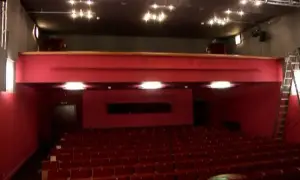 Loża czy balkon w teatrze Bagatela - co wybrać dla lepszego widoku?