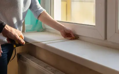 Parapety ile powinny wystawać, aby uniknąć problemów z wilgocią
